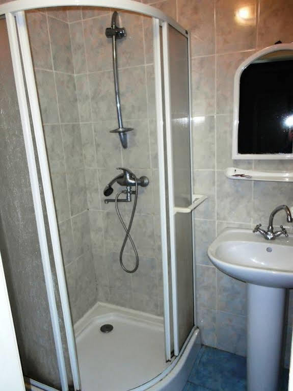 Saturn Hotel Kiev Eksteriør bilde
